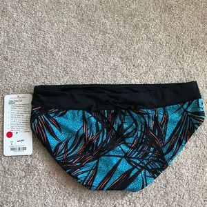 Tidal Flow Full Bottom - 6